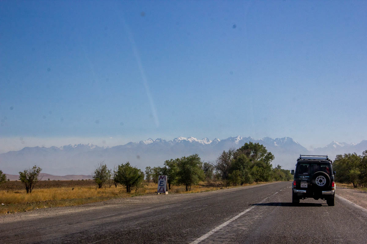 And on the road again! Magnificent Kyrgyz mountains ahead!