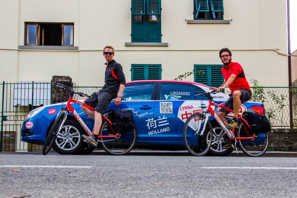 Fausto Coppi and Marco Pantani ready to rumble! 